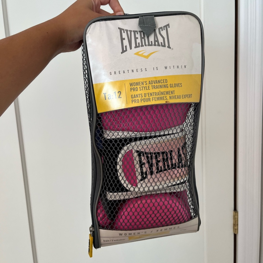 Everlast Women's Pink Boxing Gloves